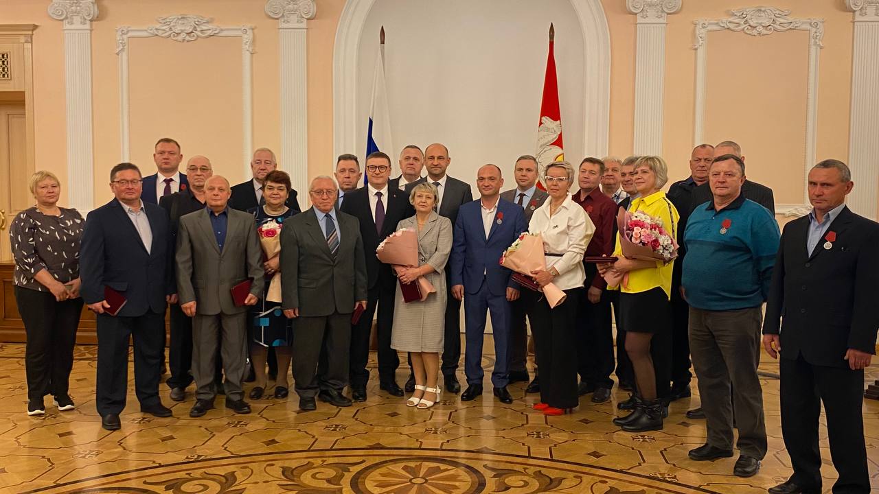 Новый полпред в УрФО Артем Жога посетил Челябинск Новый полпред в УрФО Артем Жога посетил Челябинск