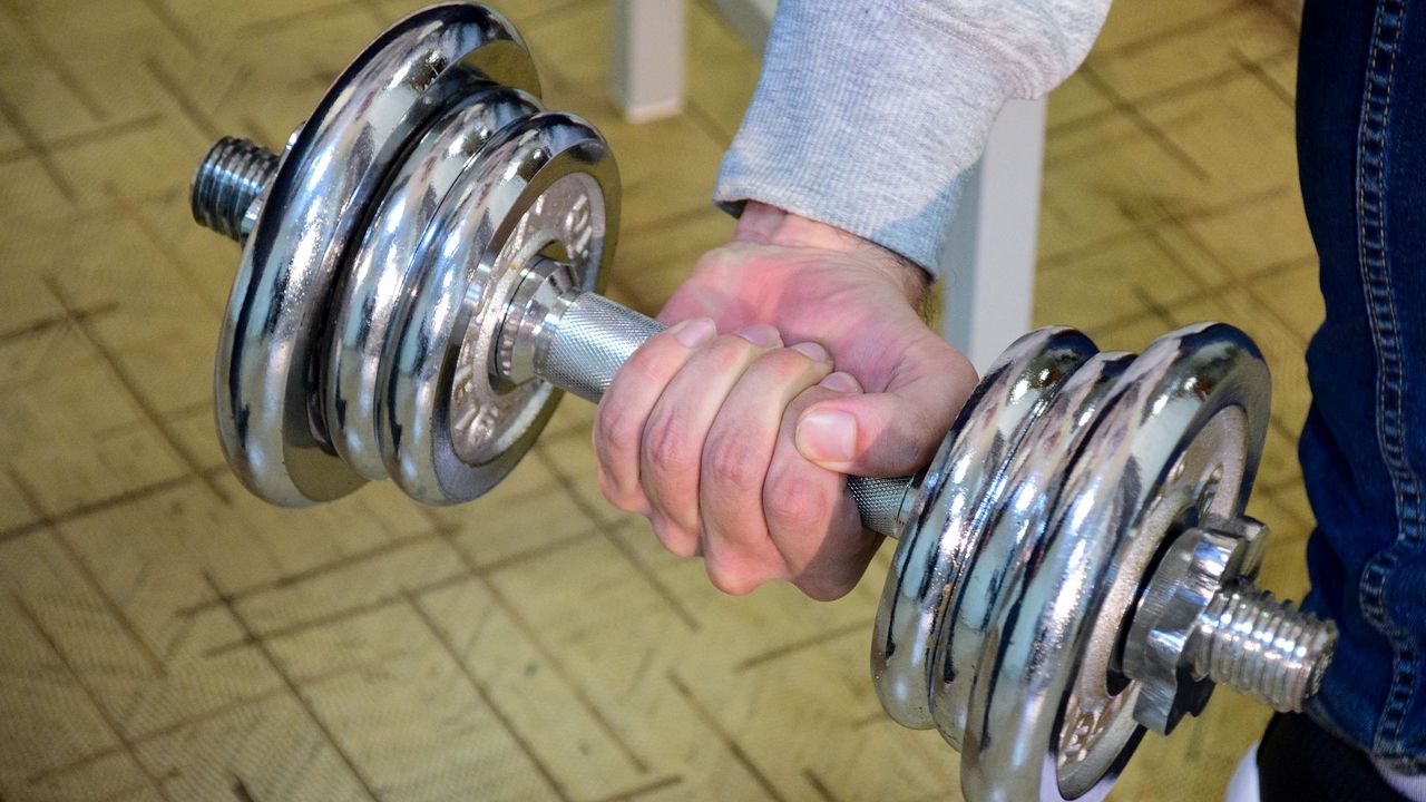 Спортсмена из Челябинска осудили за контрабанду стероидов и тестостерона Спортсмена из Челябинска осудили за контрабанду стероидов и тестостерона
