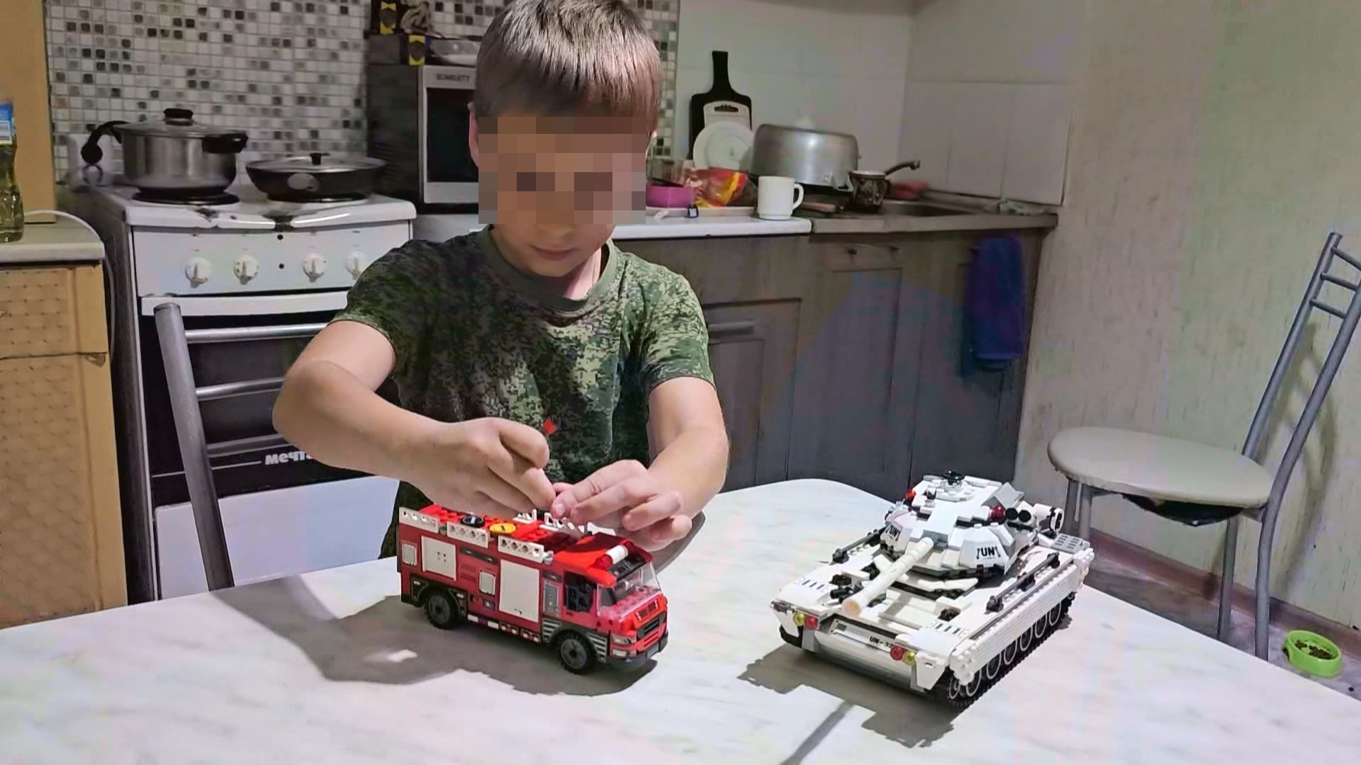 Челябинец вмешался в конфликт школьников и стал фигурантом двух уголовных дел Челябинец вмешался в конфликт школьников и стал фигурантом двух уголовных дел