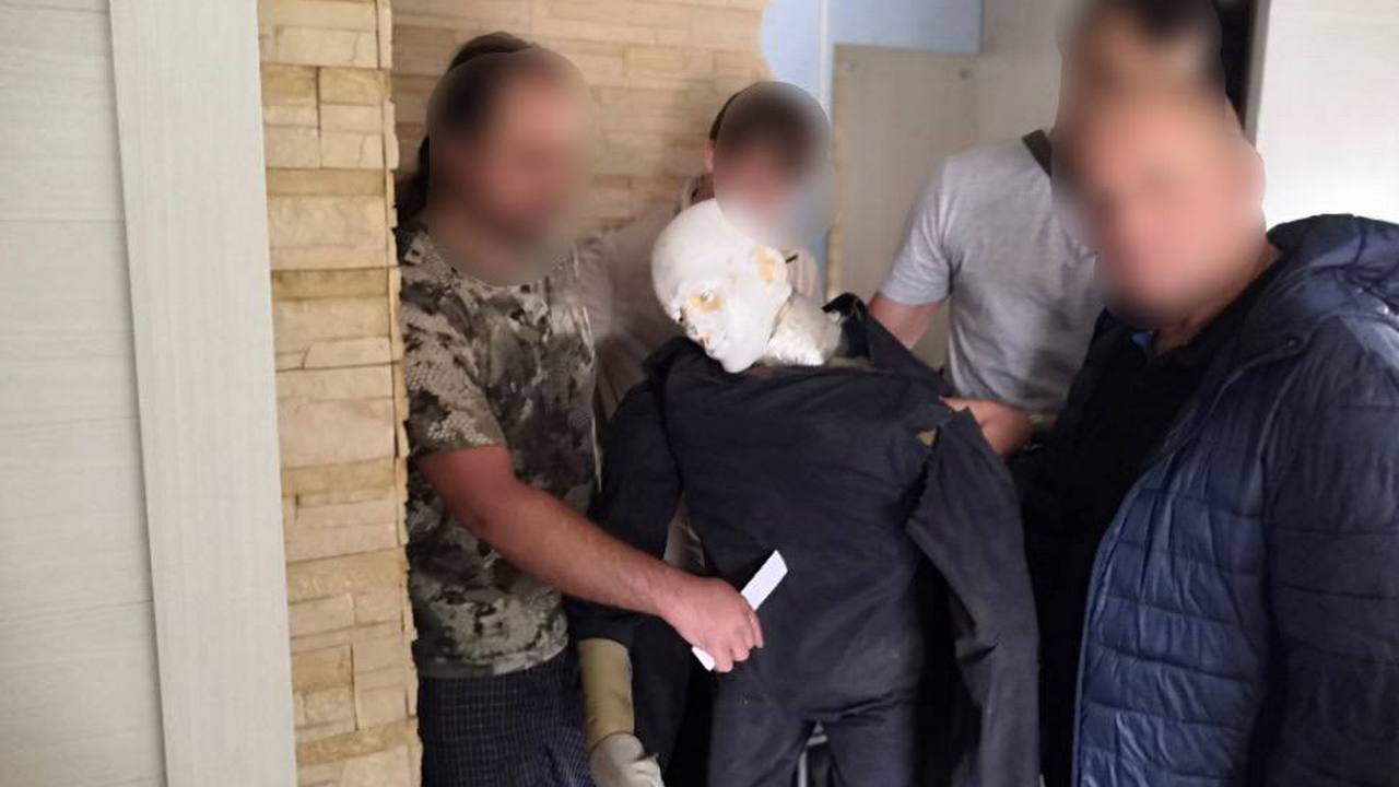 Приговор за убийство беременной на глазах ее дочери вынесли в Челябинске Приговор за убийство беременной на глазах ее дочери вынесли в Челябинске