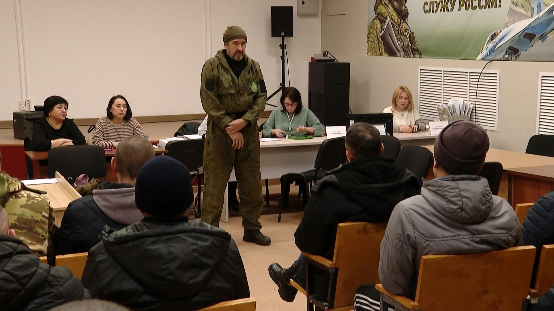 В Челябинской области не уменьшается количество желающих служить по контракту В Челябинской области не уменьшается количество желающих служить по контракту