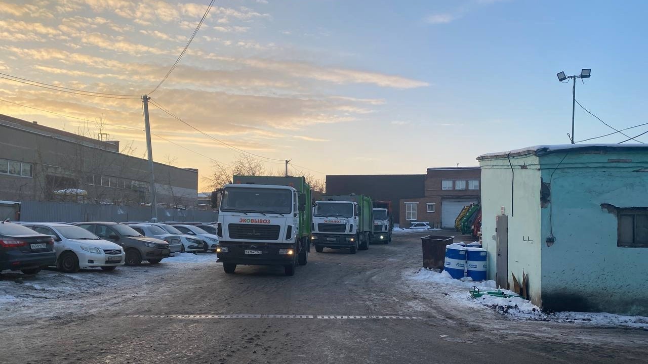 Коммунальщики в Челябинске в праздники готовятся обслужить 27 тыс. мусорных площадок