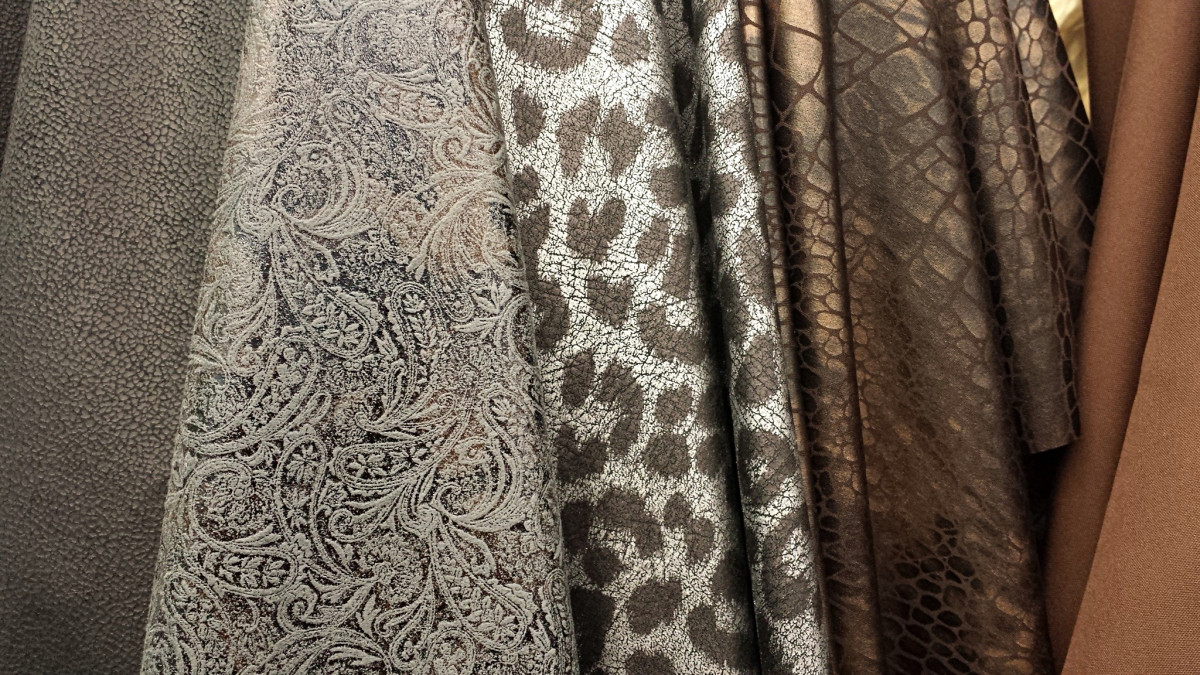 В чем встречать Новый год 2025: что надеть и какой цвет выбрать 