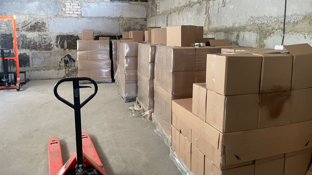 Нелегальный алкоголь на 4 млн рублей изъяли в Челябинске