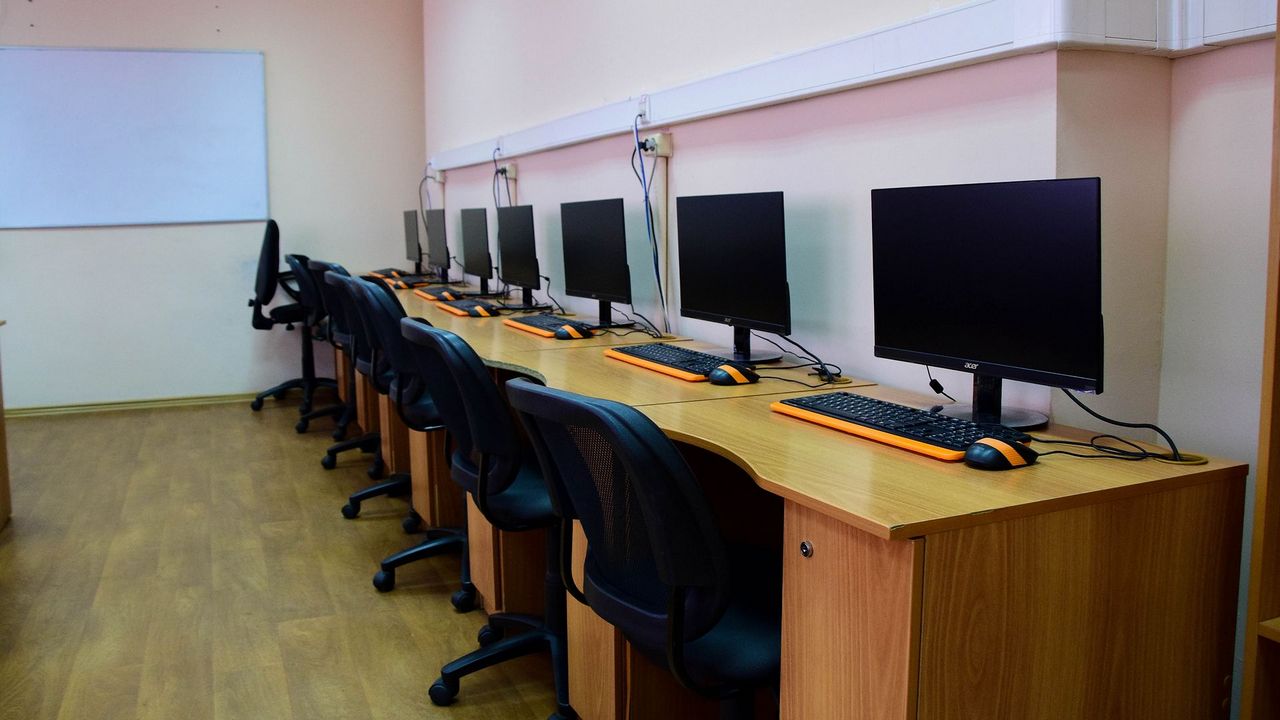 ИТ-мастерские для учителей запустят в Челябинской области