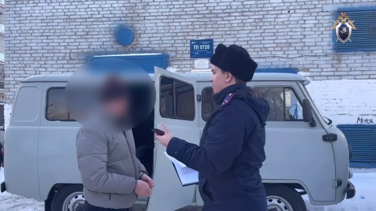 В Челябинске задержали сотрудника ГУФСИН по подозрению в получении взятки
