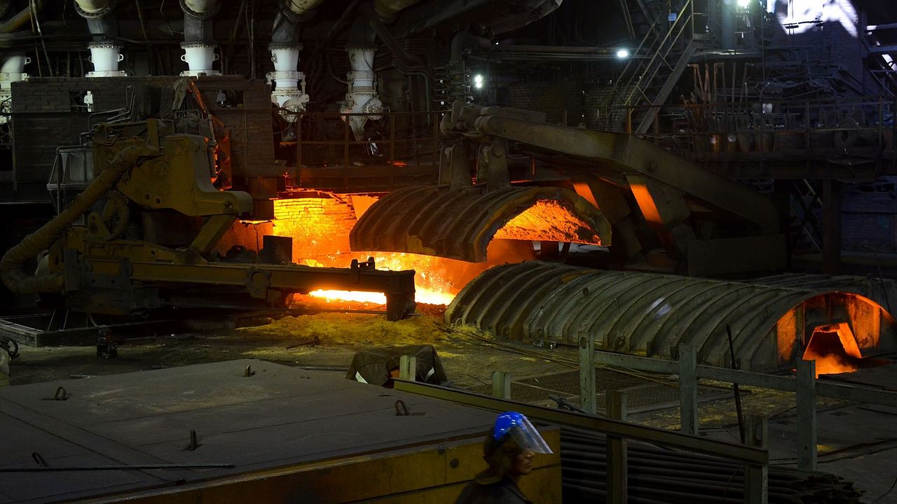 В Челябинской области упростили запись на экскурсии по заводам