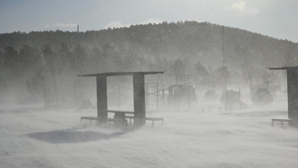 Метели и снежные заносы: об ухудшении погоды в Челябинской области предупредили синоптики