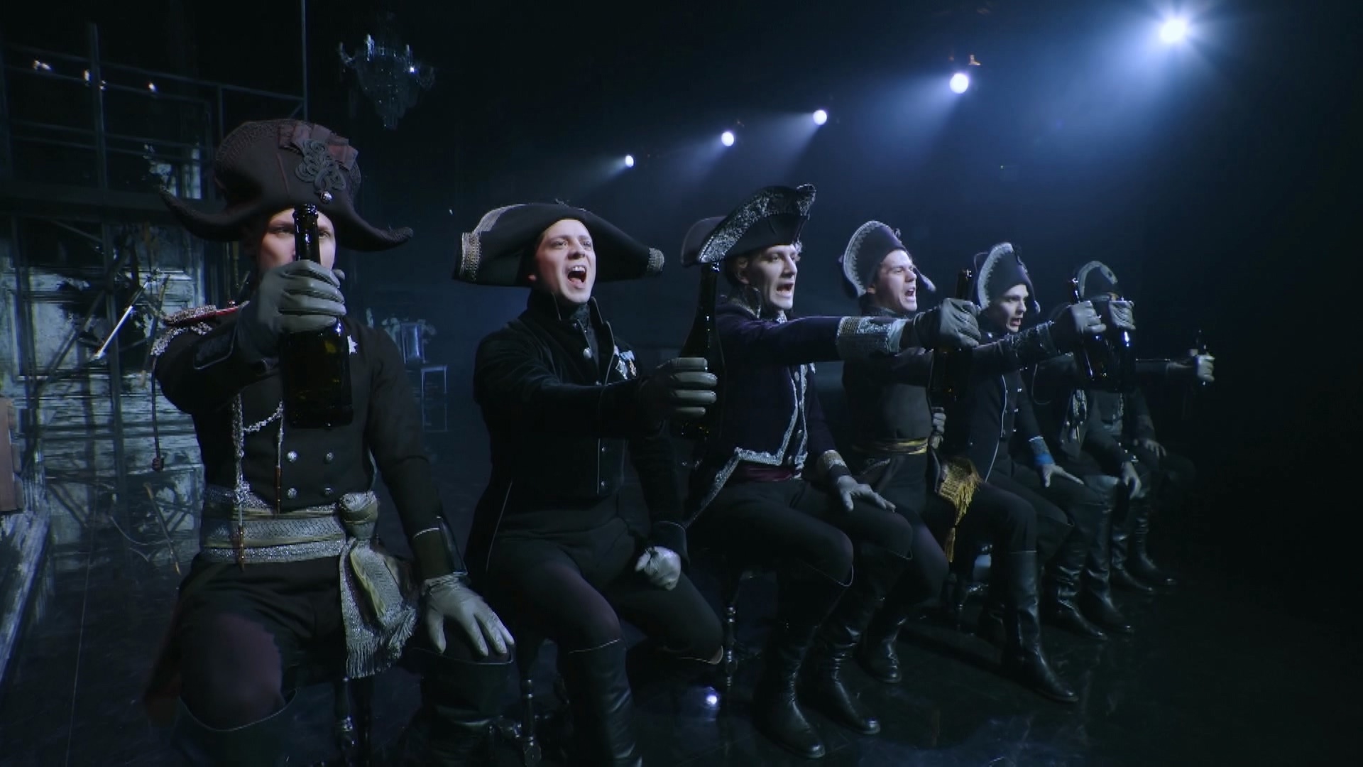 Жители Челябинска могут увидеть киноверсию спектакля "Павел I"