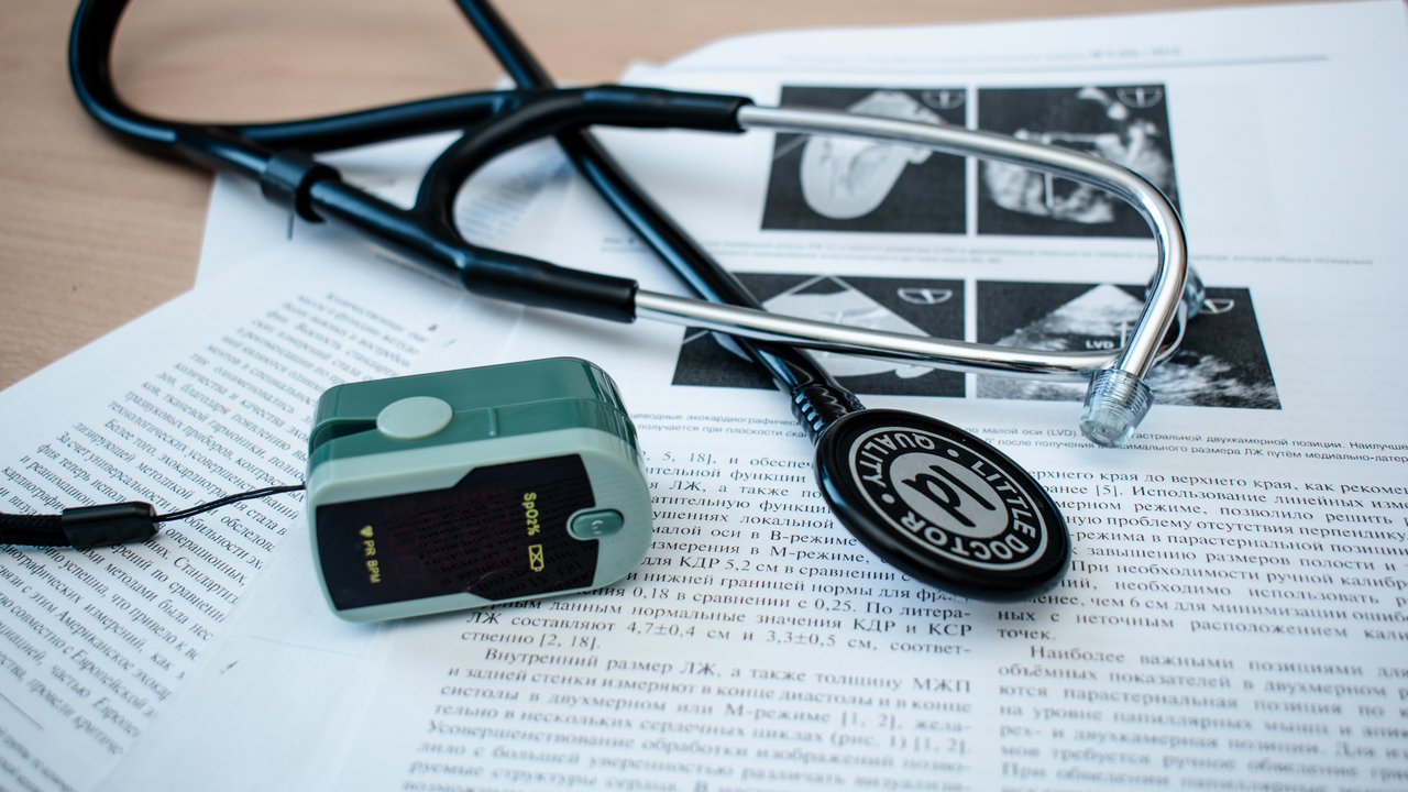 Главный пульмонолог Челябинской области рассказал, кому угрожает метапневмовирус