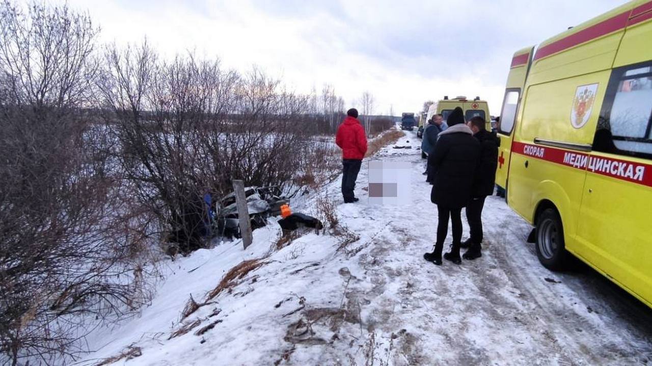 Один человек погиб и пятеро пострадали в жестком ДТП в Челябинской области
