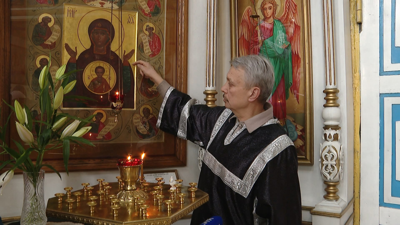 В храме Челябинской области рассказали об истории мироточащей иконы "Знамение"