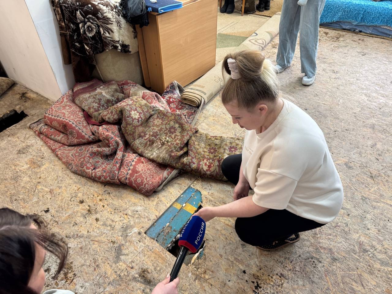 Многодетная семья из Коркино месяцами жила в частном доме с опасным грибком Многодетная семья из Коркино месяцами жила в частном доме с опасным грибком