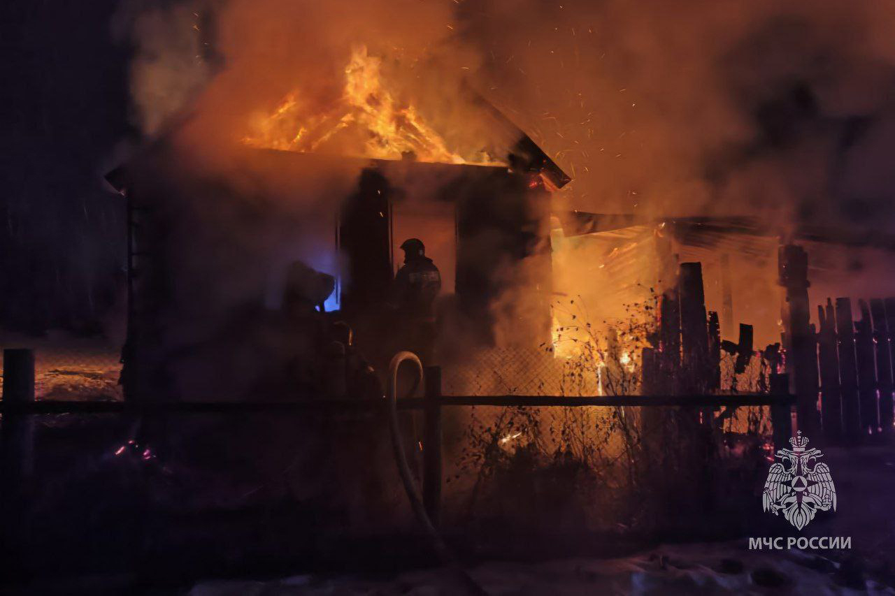 Восьмилетняя девочка погибла при пожаре в Катав-Ивановске