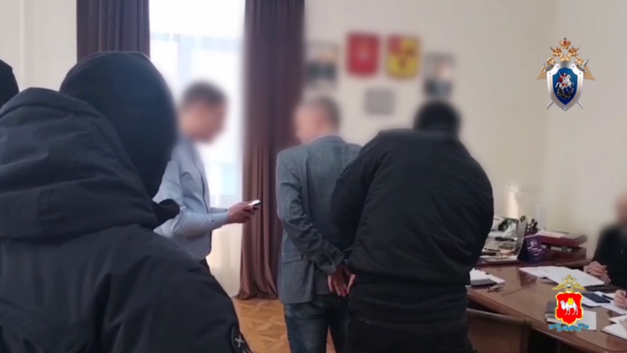 Заместителя главы Троицка задержали силовики