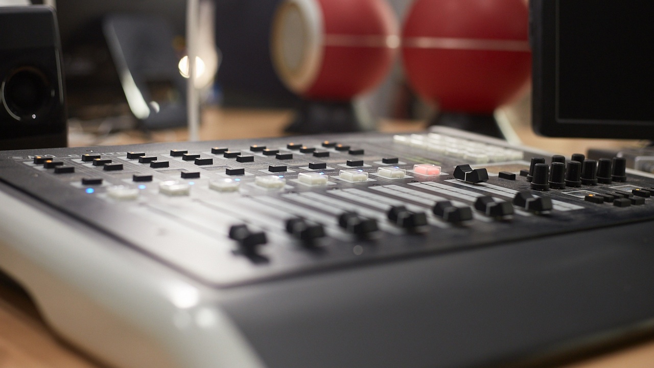 Каждое утро доброе: "Радио Ваня" в Челябинске отмечает день рождения