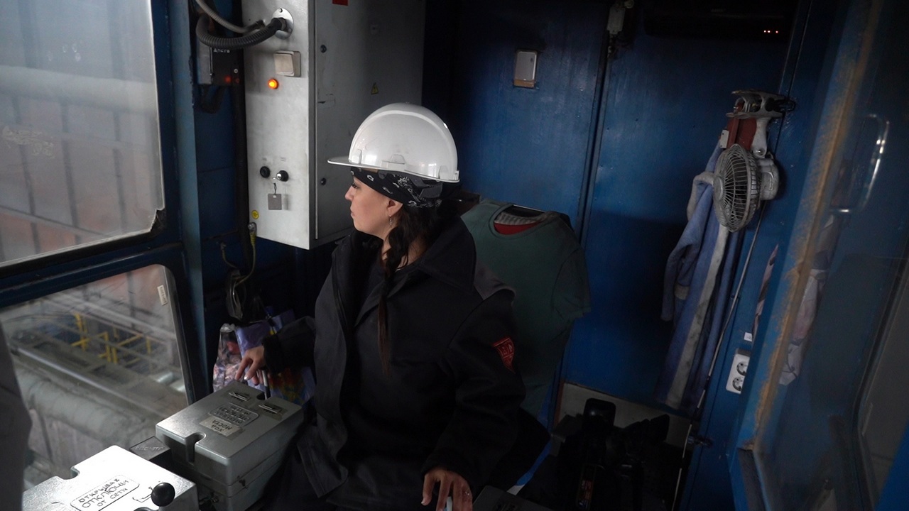 Магия металла: жительница Златоуста раскрыла секрет успеха в "неженской" профессии Магия металла: жительница Златоуста раскрыла секрет успеха в "неженской" профессии