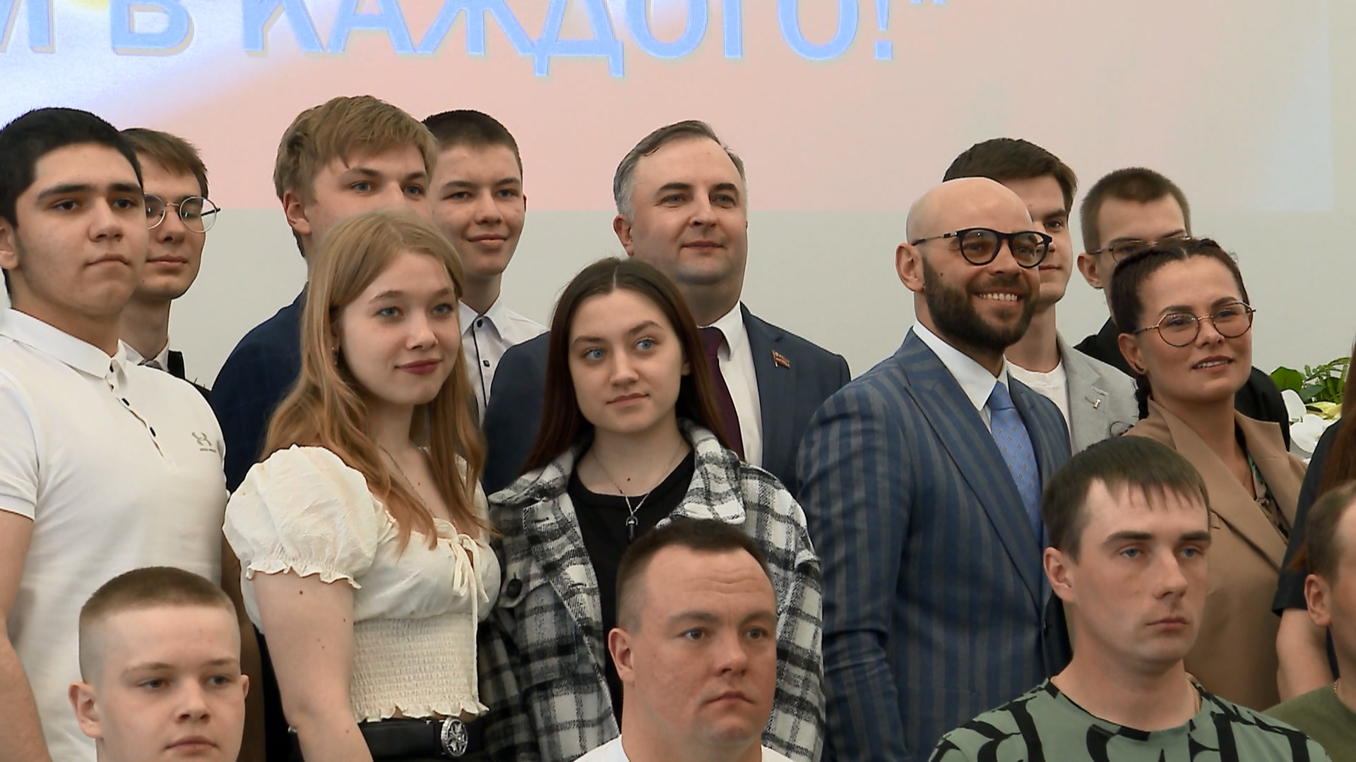 В Челябинске наградили энтузиастов хоккея в валенках В Челябинске наградили энтузиастов хоккея в валенках