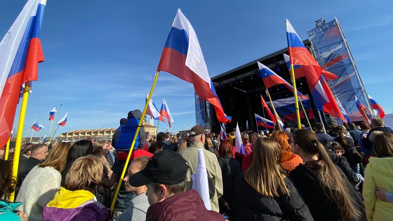 Митингами, шествиями и концертами отметит Первомай Челябинская область Митингами, шествиями и концертами отметит Первомай Челябинская область