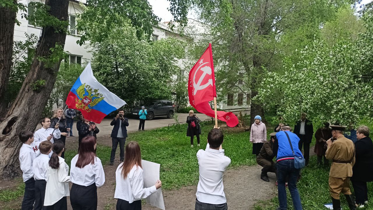 Артисты устроили персональные концерты для челябинских ветеранов Артисты устроили персональные концерты для челябинских ветеранов