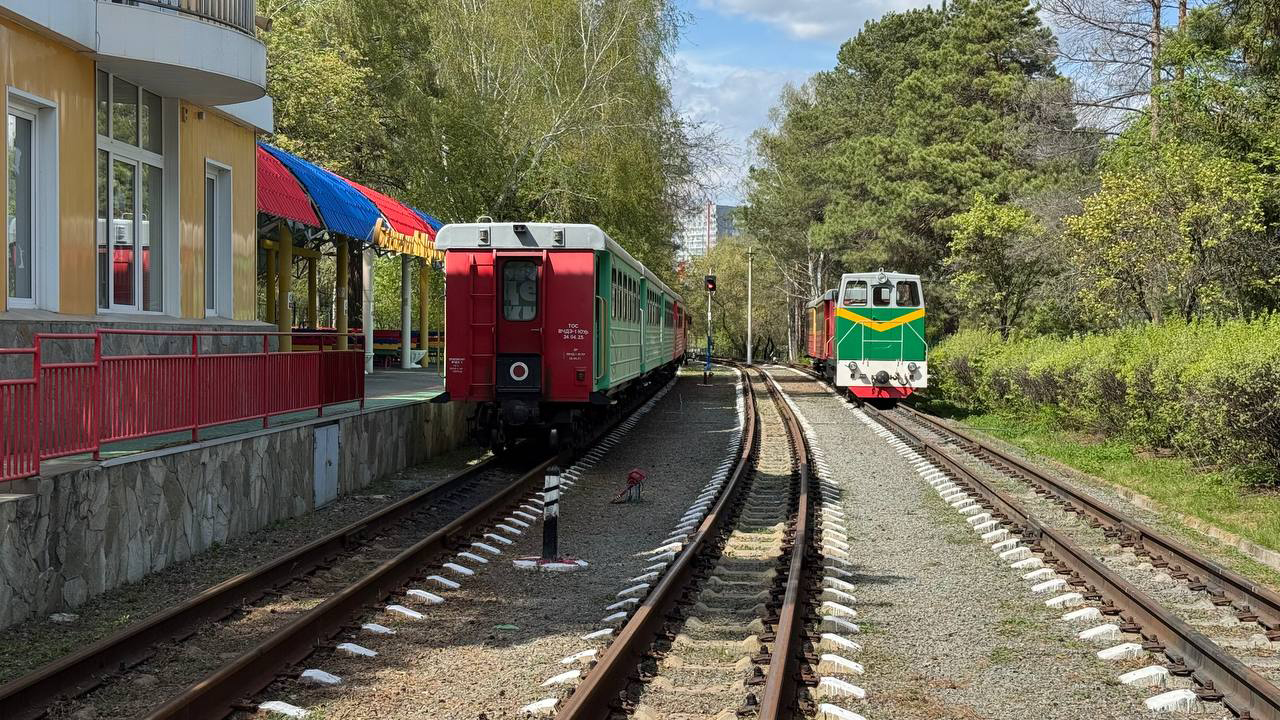 На детской железной дороге в Челябинске стартовал новый сезон На детской железной дороге в Челябинске стартовал новый сезон