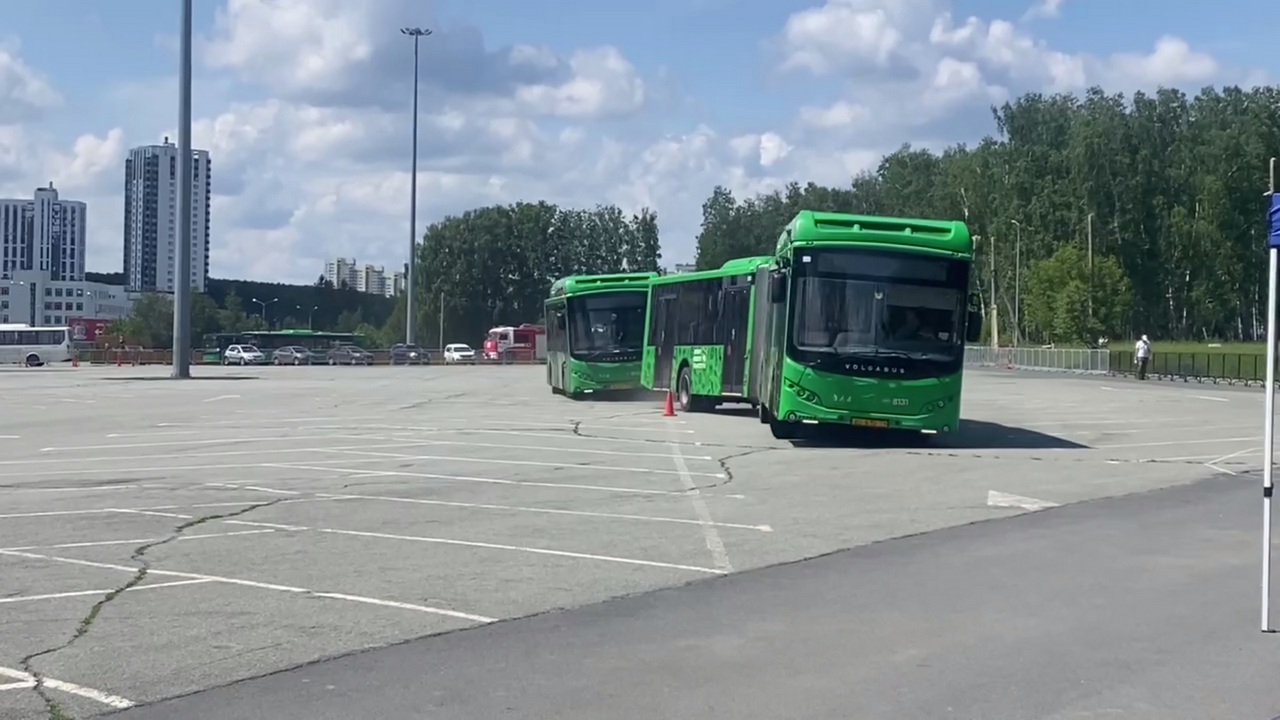 водители автобусов в Челябинске показали, на что способны водители автобусов в Челябинске показали, на что способны