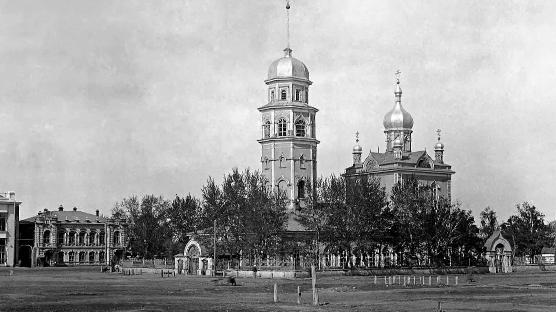 в Челябинске облагораживают Христорождественский храм в Челябинске облагораживают Христорождественский храм