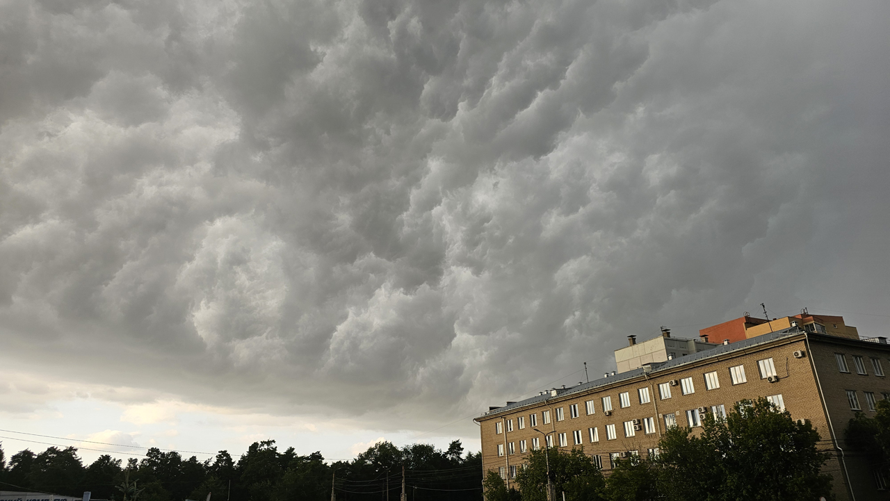 Дожди с грозами и порывы ветра ожидаются в Челябинской области 27 июля