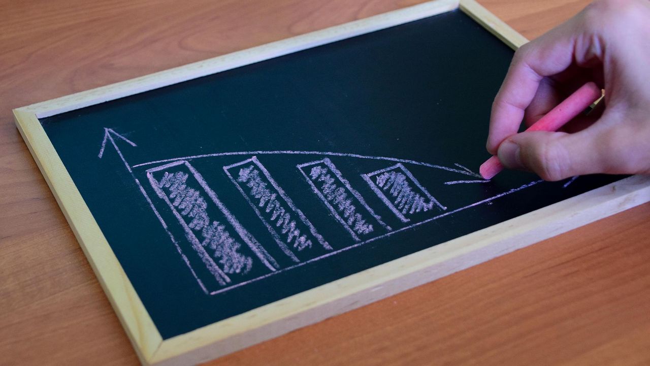 Часть жителей Челябинска готовы закрыть глаза на слив коммерческой тайны