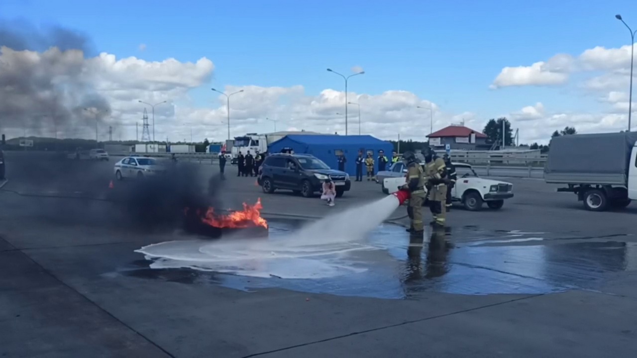 Крупное условное ДТП ликвидировали на учениях в Челябинской области