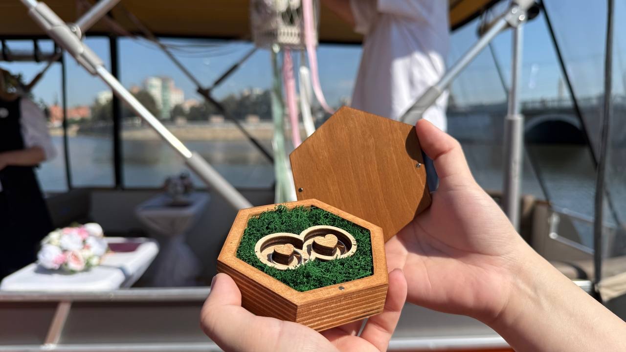 Красивая дата: 74 пары из Челябинска выбрали для свадьбы эффектный день