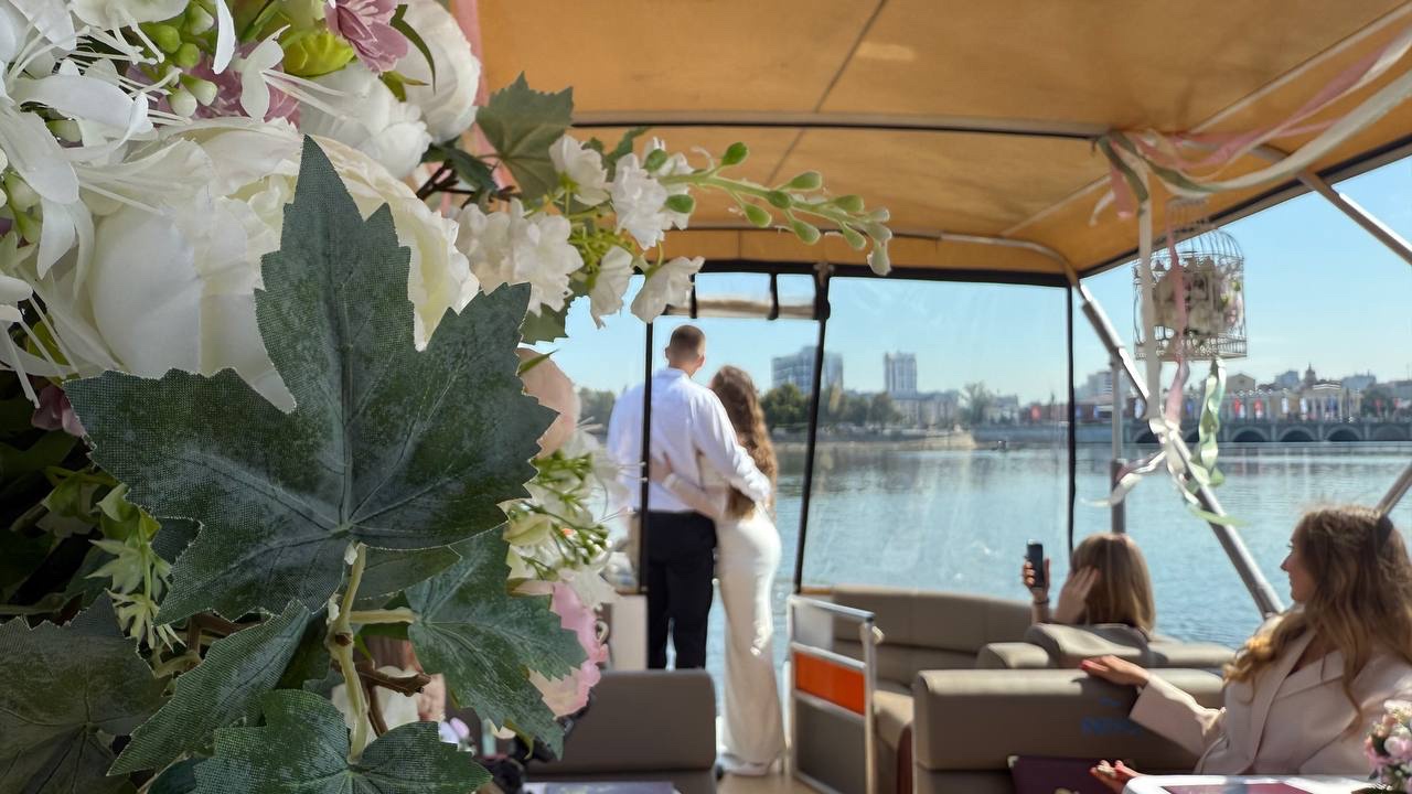 Красивая дата: 74 пары из Челябинска выбрали для свадьбы эффектный день