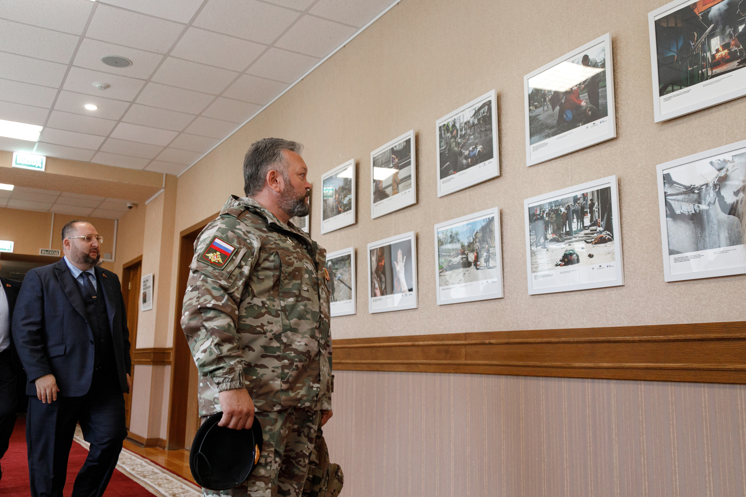 Выставка фотографий военных корреспондентов открылась в ЗСО Челябинской области 
