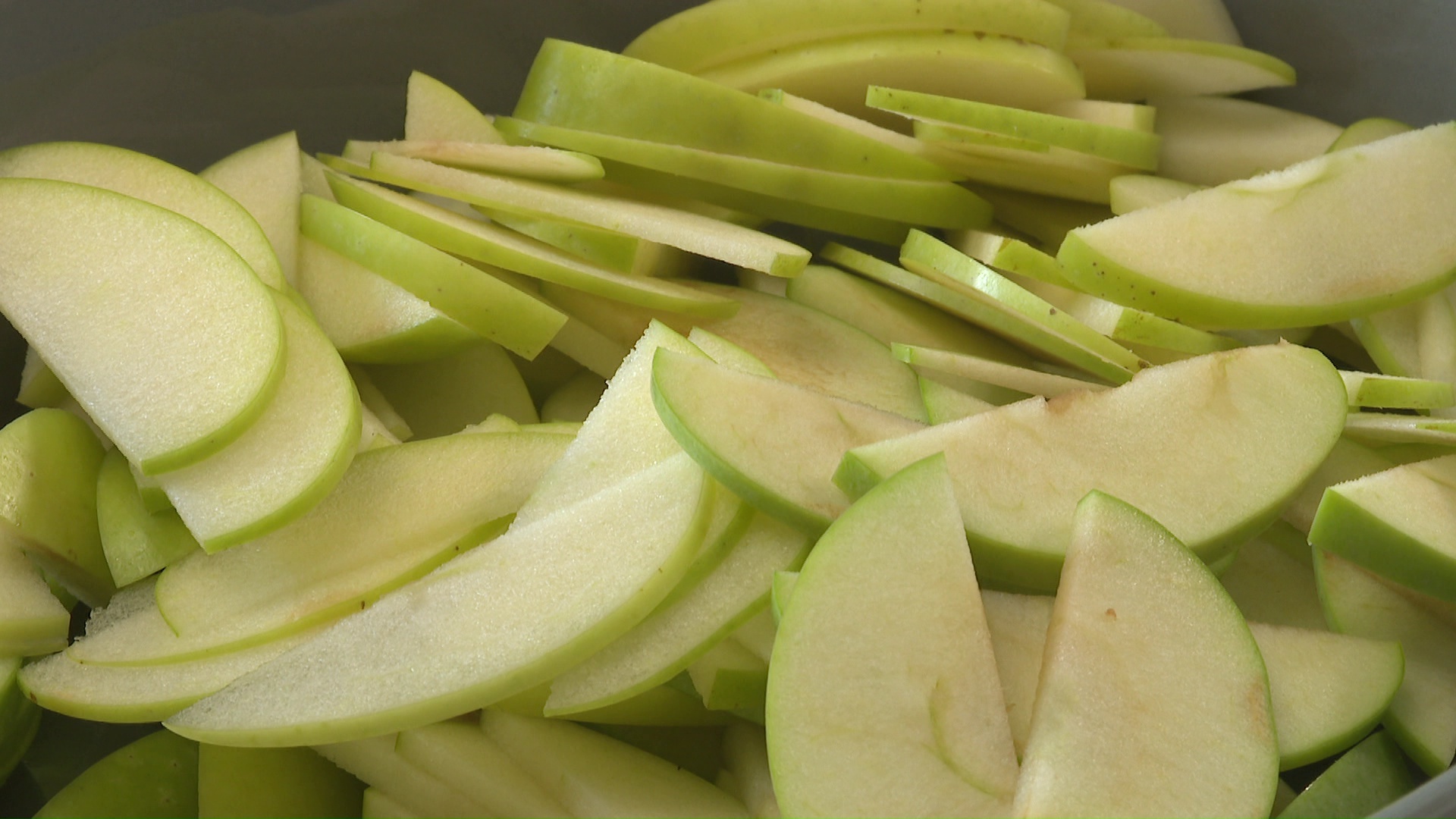 Полезный фрукт: как выращивать и что готовить из яблок, рассказали эксперты из Челябинска