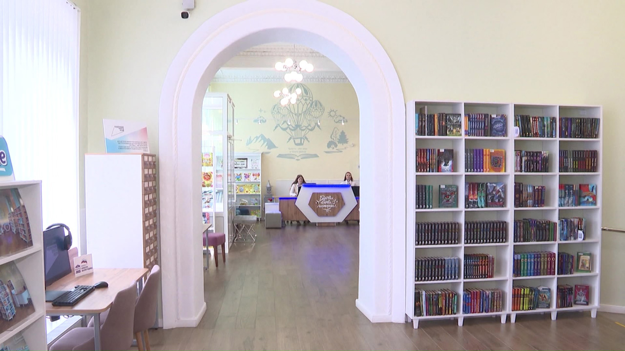 В Магнитогорске после ремонта открыли детскую библиотеку, которой 75 лет