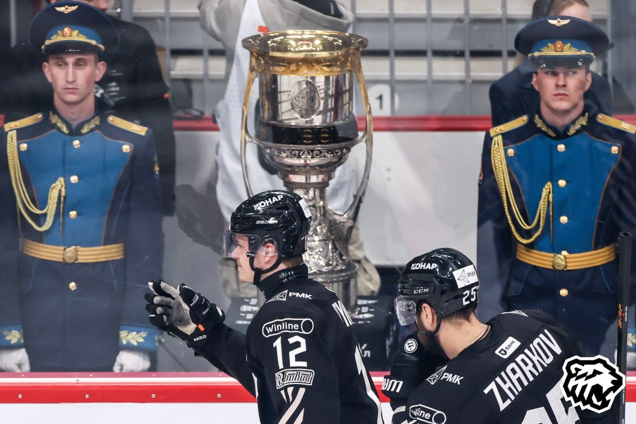 КХЛ представила документальный фильм о борьбе ХК "Трактор" за Кубок Гагарина