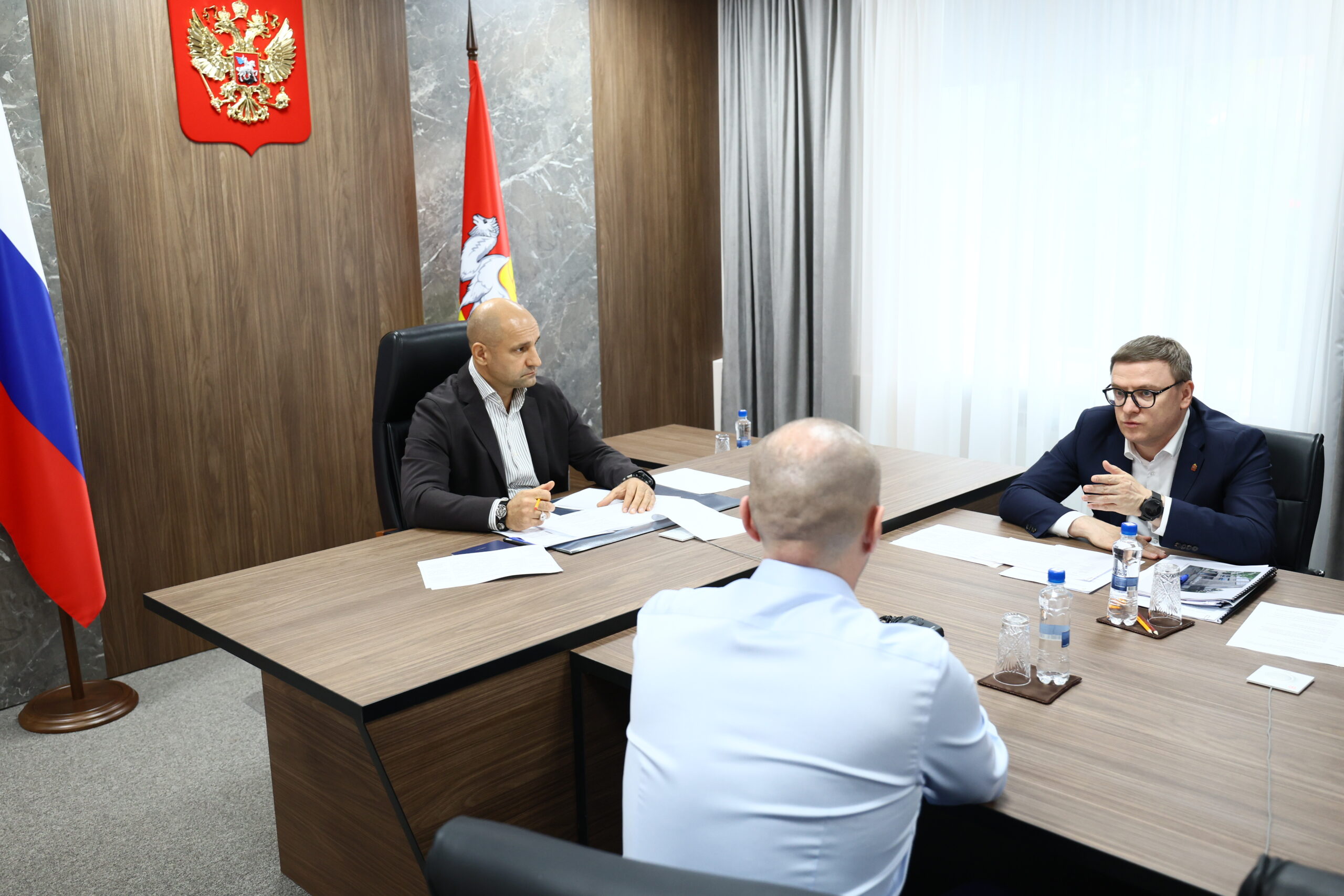 Полпред Артем Жога посетил с рабочим визитом Челябинск Полпред Артем Жога посетил с рабочим визитом Челябинск