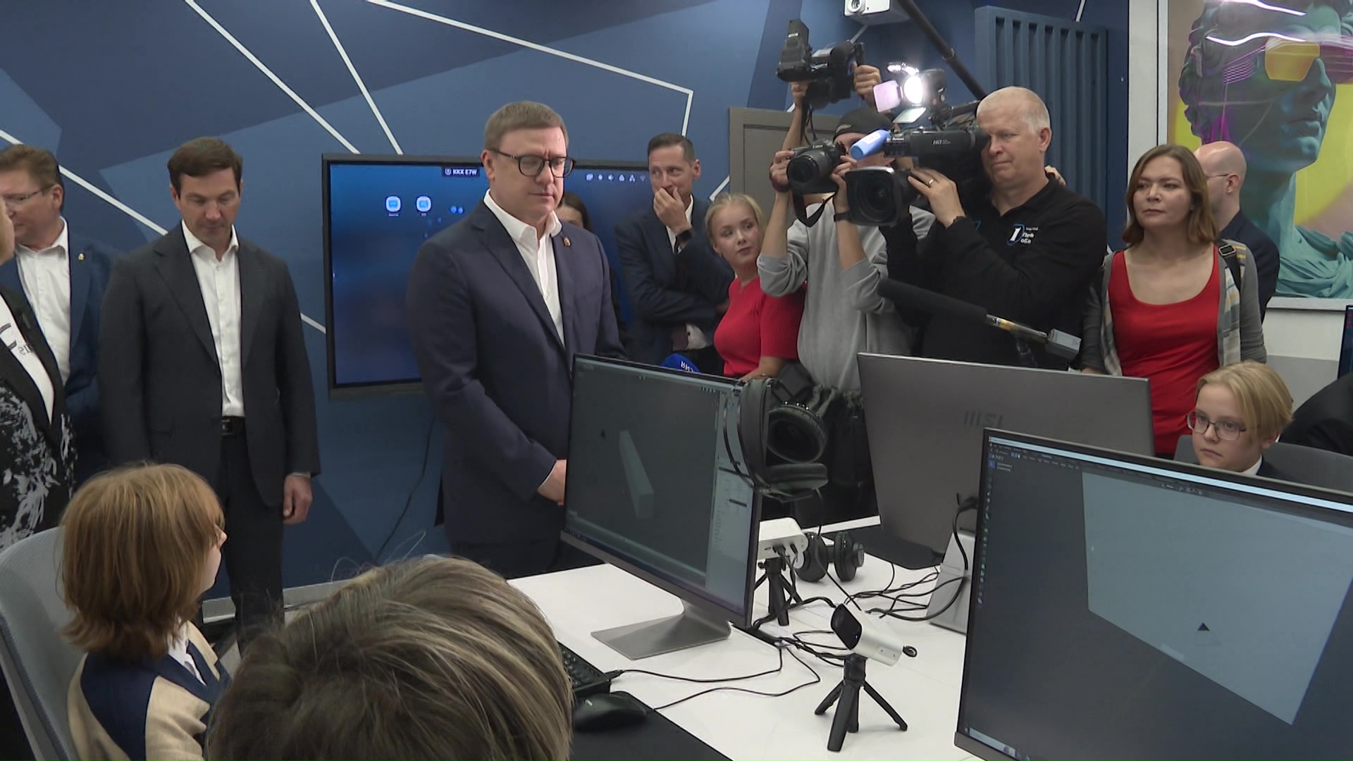 В Челябинске открыли школу креативных индустрий "Легко"