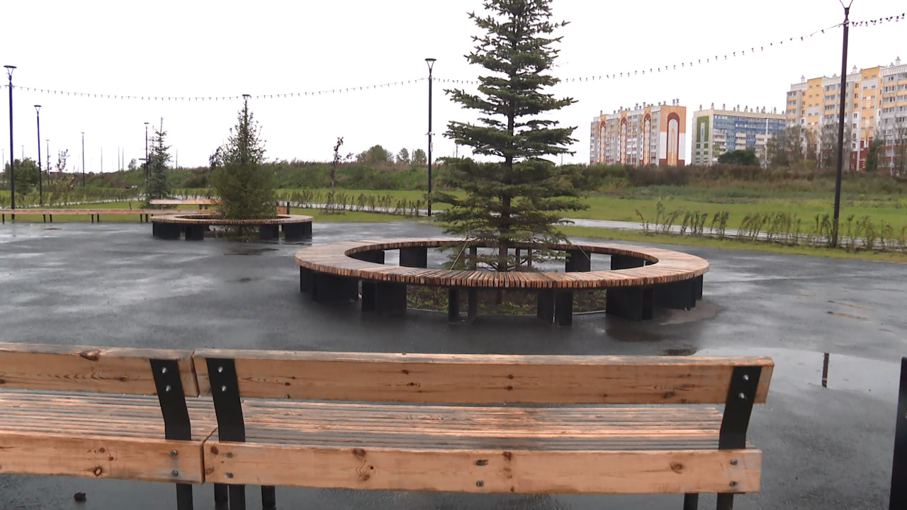 Губернатор Текслер оценил благоустройство набережной и скверов в Челябинске