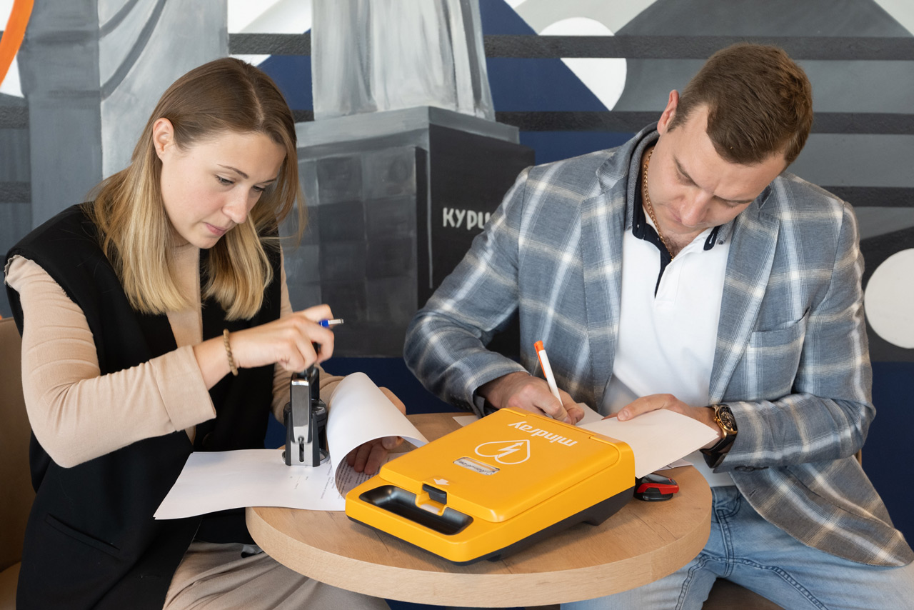 Общественные пространства в центре Челябинска оснащают дефибрилляторами