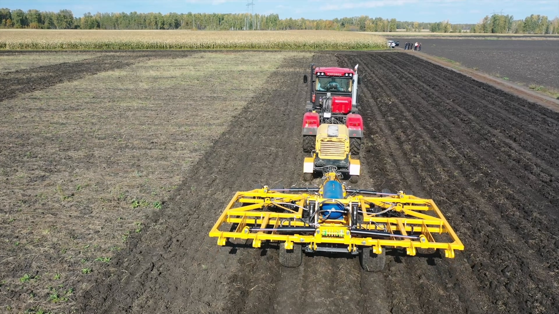 Новый агрегат для обработки почвы тестируют на полях Челябинской области