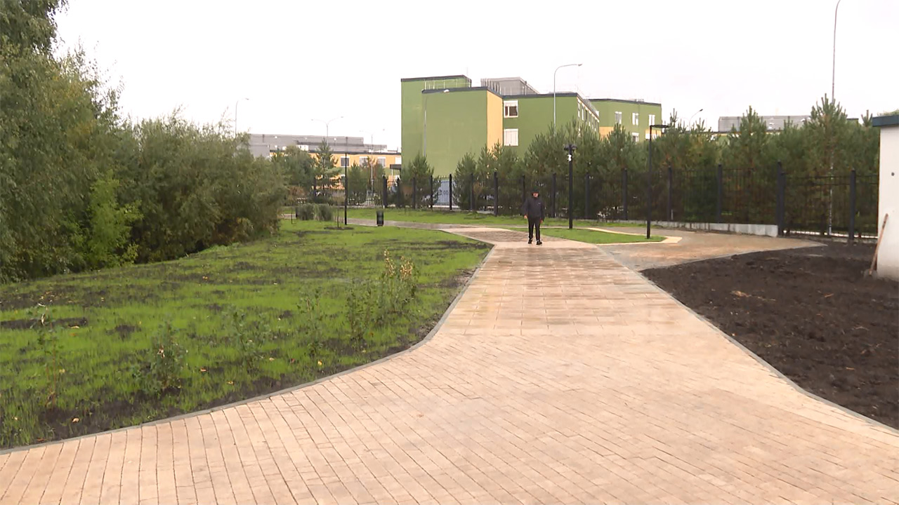 Губернатор Текслер оценил благоустройство набережной и скверов в Челябинске