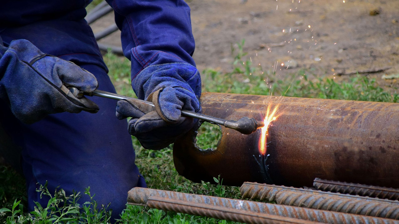 Рабочие профессии стали наиболее востребованными в Челябинской области
