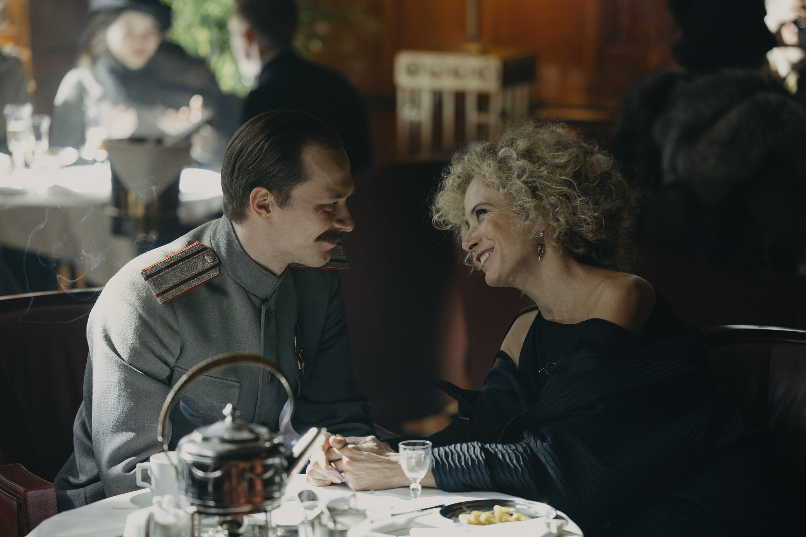 Самый обсуждаемый сериал года: "Хроники русской революции" покажут на телеканале "Россия" 