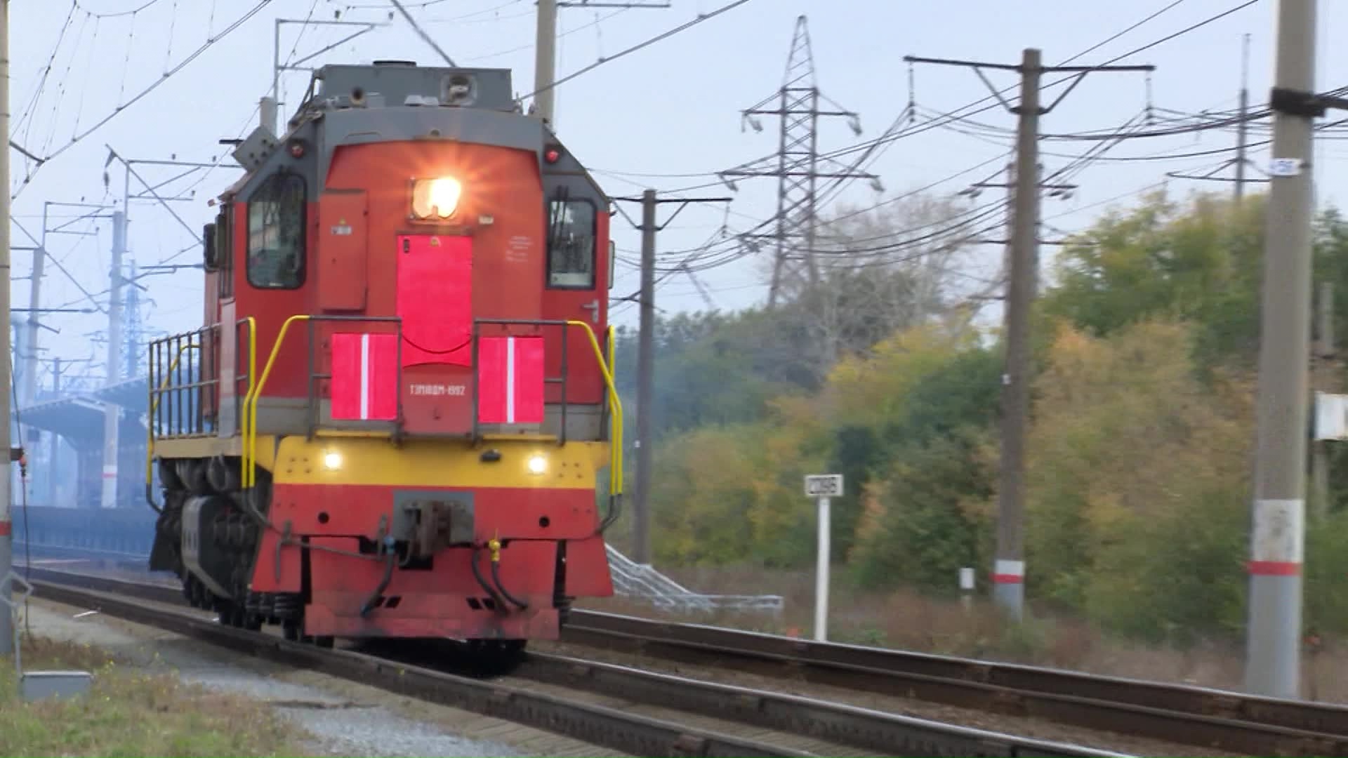 Перебегать пути - опасно для жизни: сотрудники ЮУЖД и полиции вышли в рейд