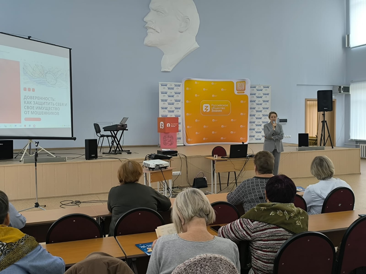 Как не стать жертвой мошенников: нотариусы призывают к осторожности при оформлении доверенностей