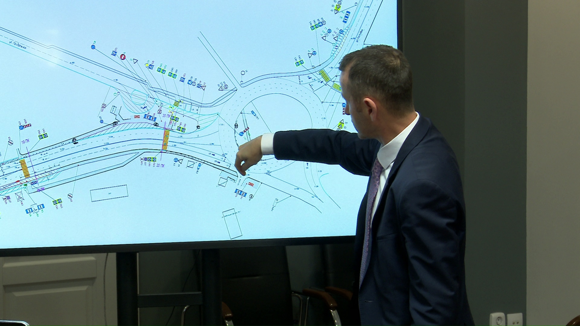 В Челябинске изменят схему движения на кольце у Шершневской плотины