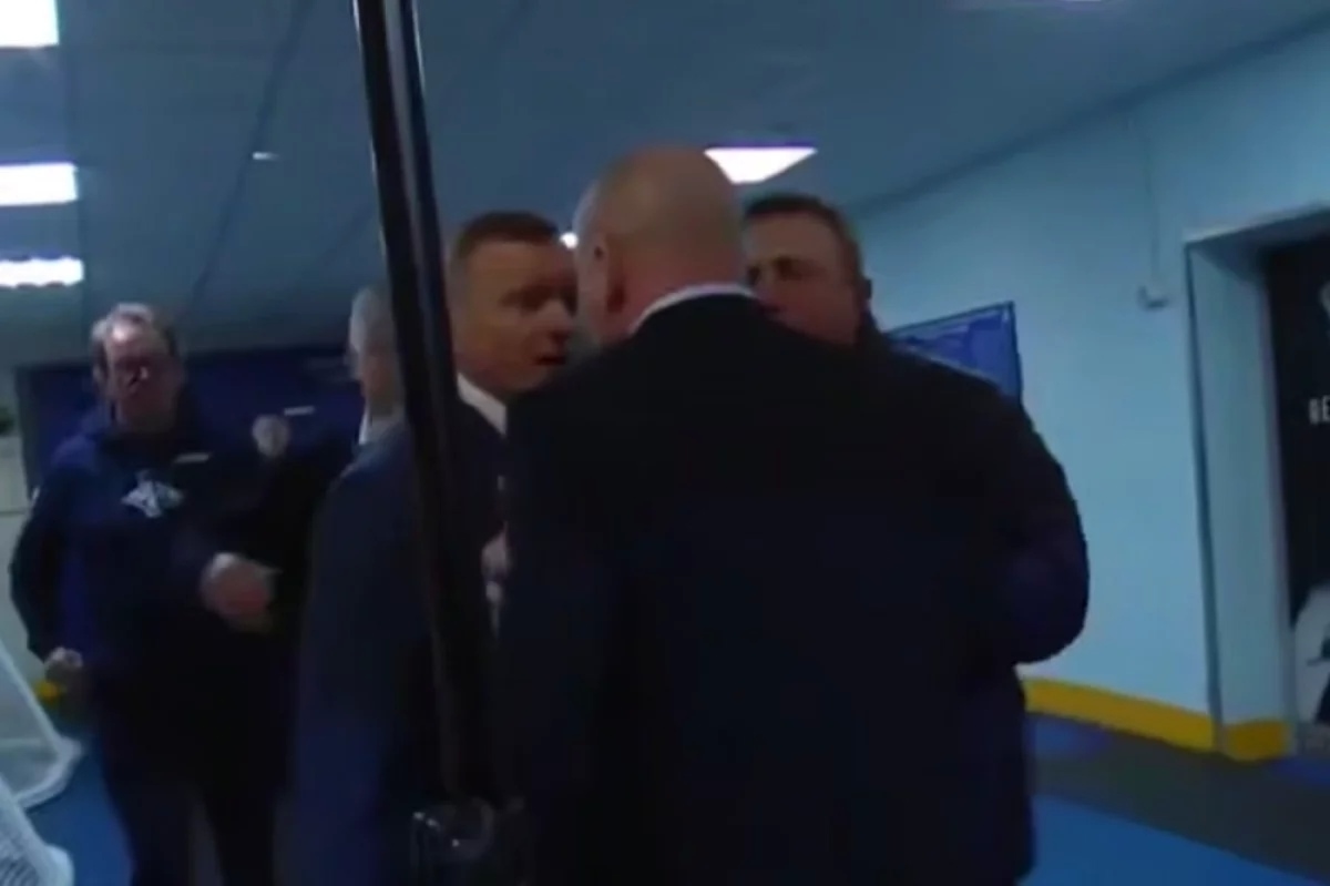 Тренеры "Металлурга" и "Торпедо" чуть не подрались после игры