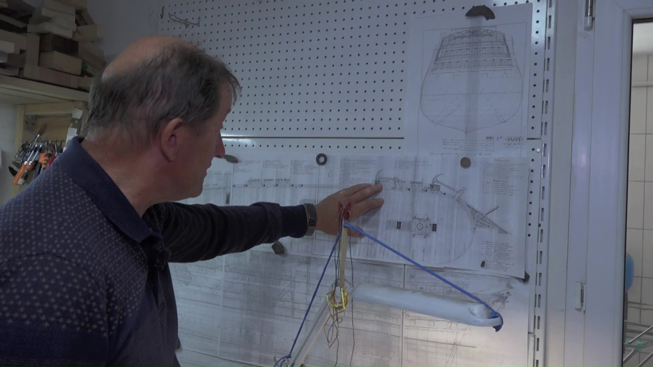 Модель корабля XIX века создает житель Челябинской области
