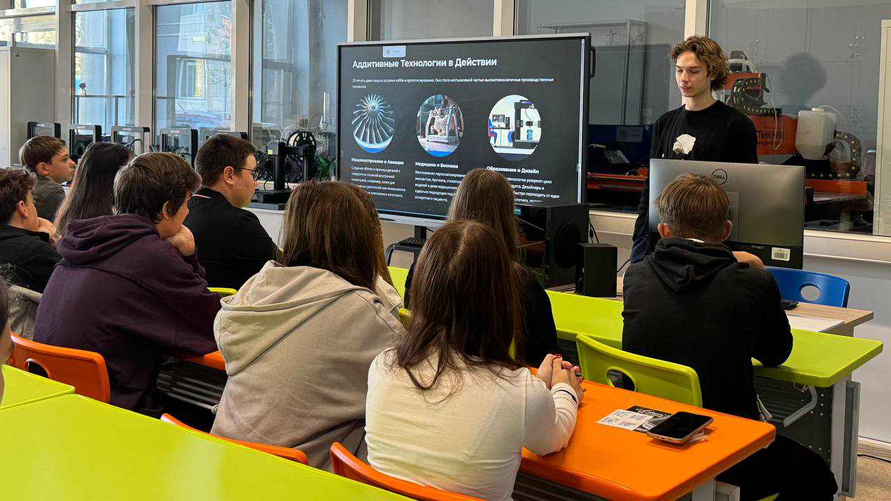 Увидят работу изнутри: школьники Челябинской области знакомятся с профессиями 